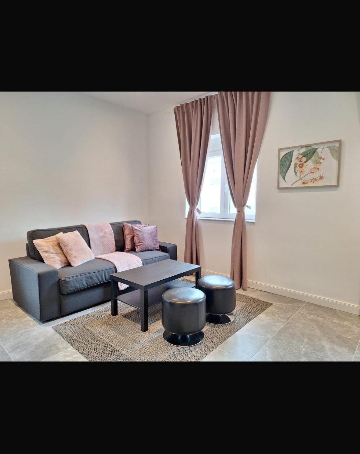 Spacious 2 - Room Apartment - 6 Guests, 24H Check-In, Near Vienna Purkersdorf