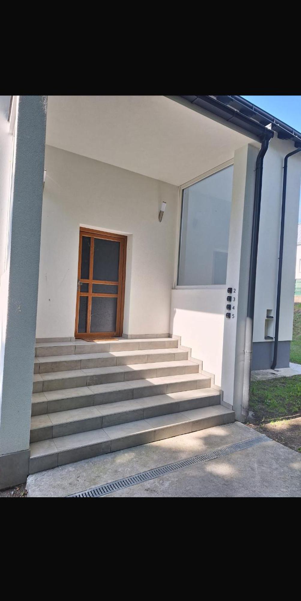 Spacious 2 - Room Apartment - 6 Guests, 24H Check-In, Near Vienna *